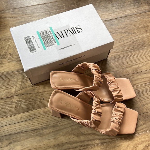 DREAM PAIRS Nude High Chunky Block Square Toe Heels for Women Slip On Sandals - Picture 9 of 9